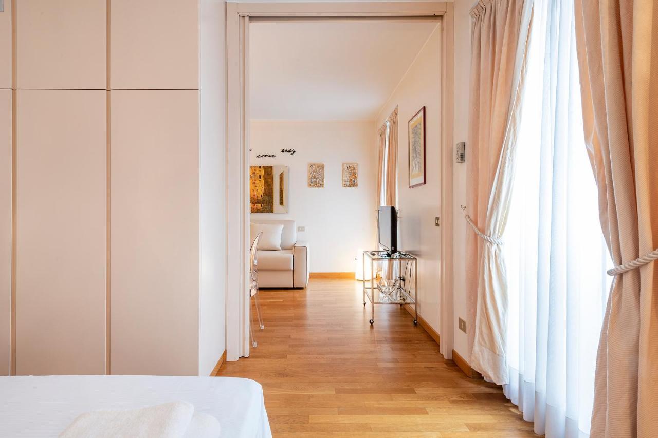 Milan Royal Suites - Centro Duomo Eksteriør bilde