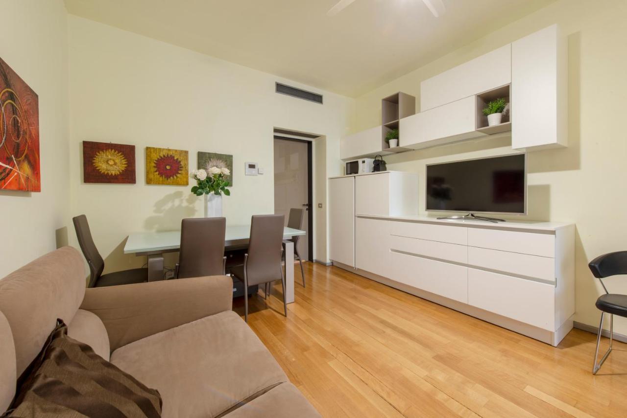 Milan Royal Suites - Centro Duomo Eksteriør bilde