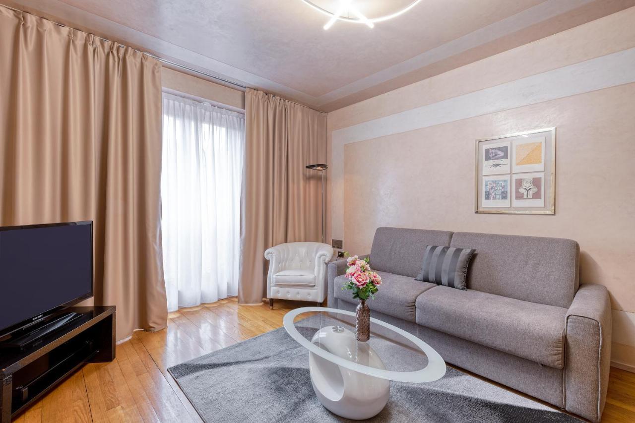 Milan Royal Suites - Centro Duomo Eksteriør bilde