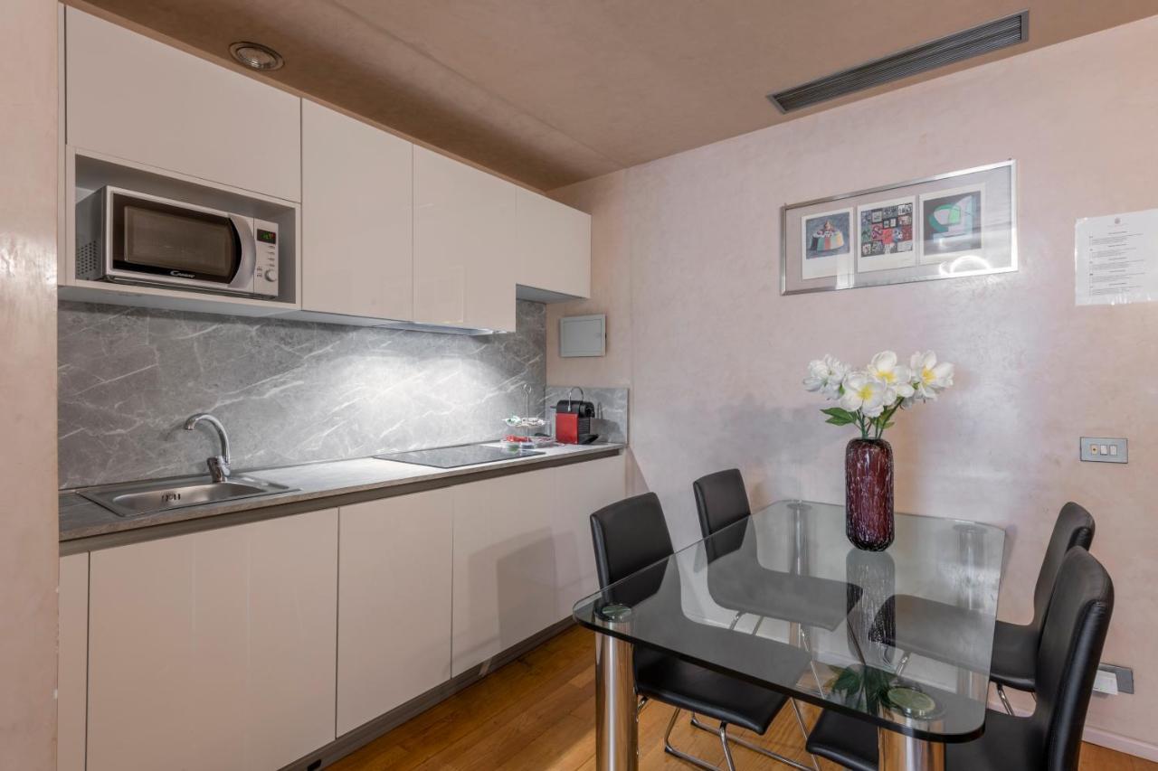 Milan Royal Suites - Centro Duomo Eksteriør bilde