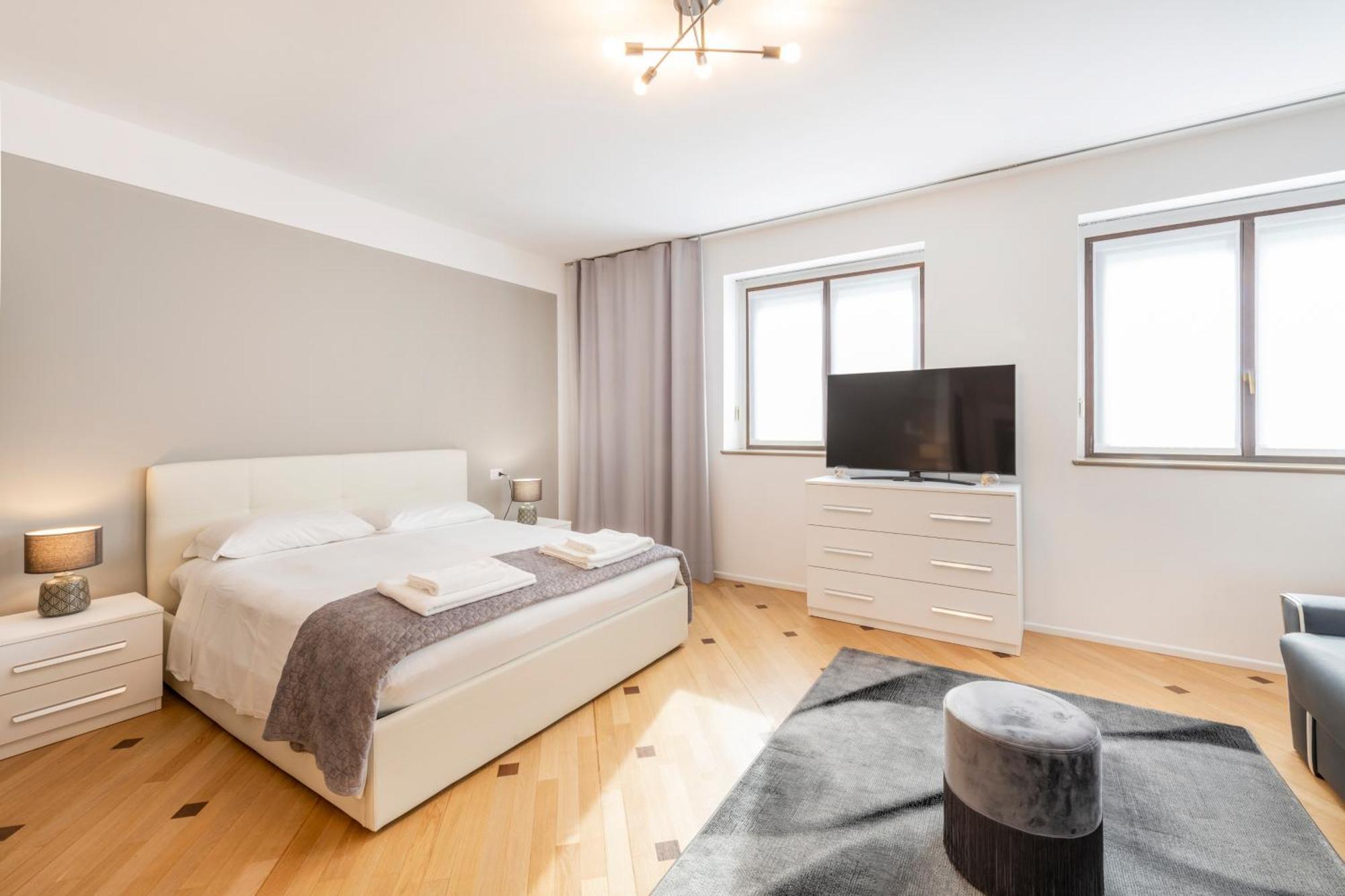 Milan Royal Suites - Centro Duomo Eksteriør bilde