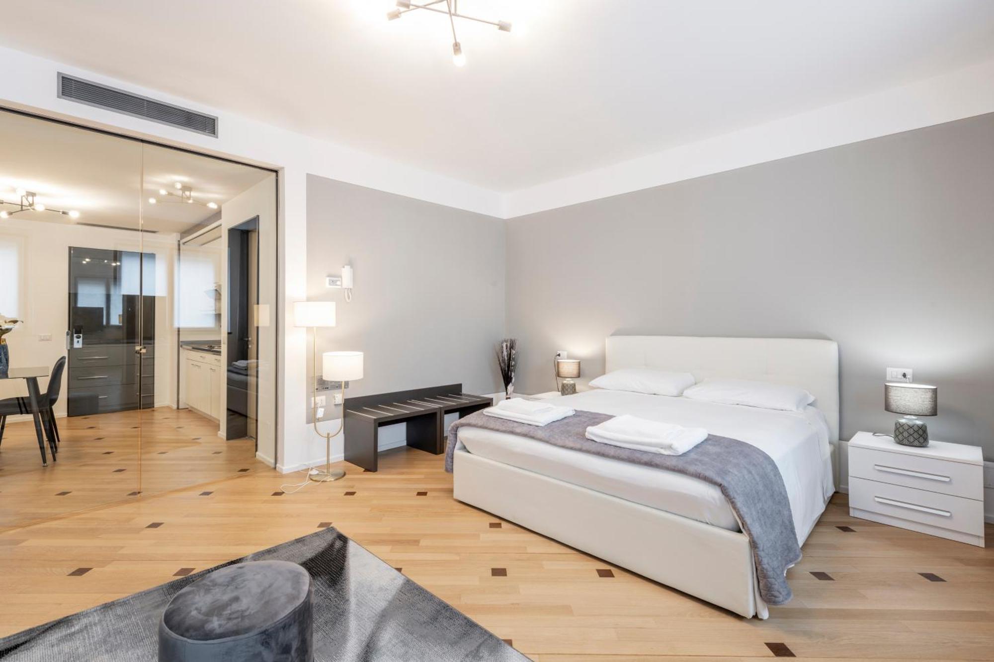 Milan Royal Suites - Centro Duomo Eksteriør bilde