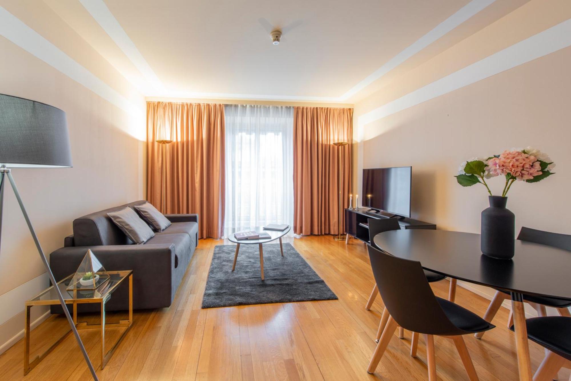 Milan Royal Suites - Centro Duomo Eksteriør bilde